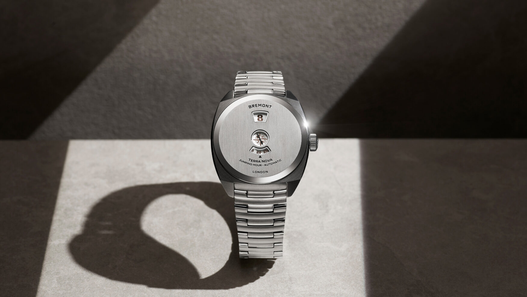 featured image Bremont Terra Nova Jumping Hour Steel